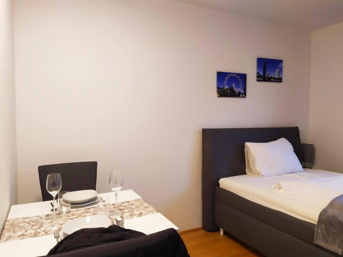 Cosy Park Apartment City Center Wien Exteriör bild